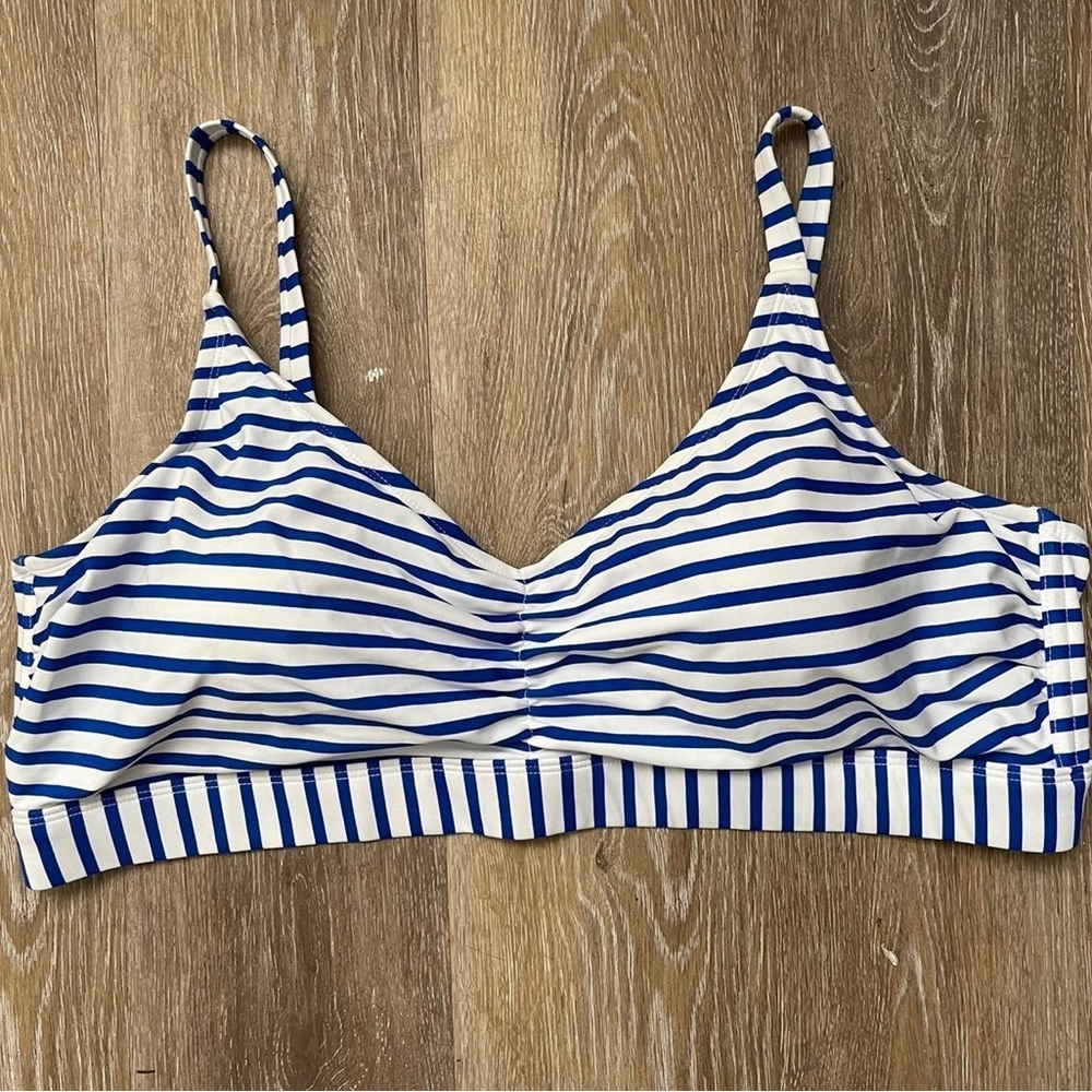 NWOT Kona Sol Striped Bikini Top